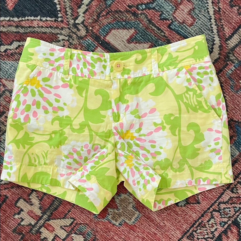 Lilly Pulitzer Jubilee Print Lilly in the Leaves Floral Shorts